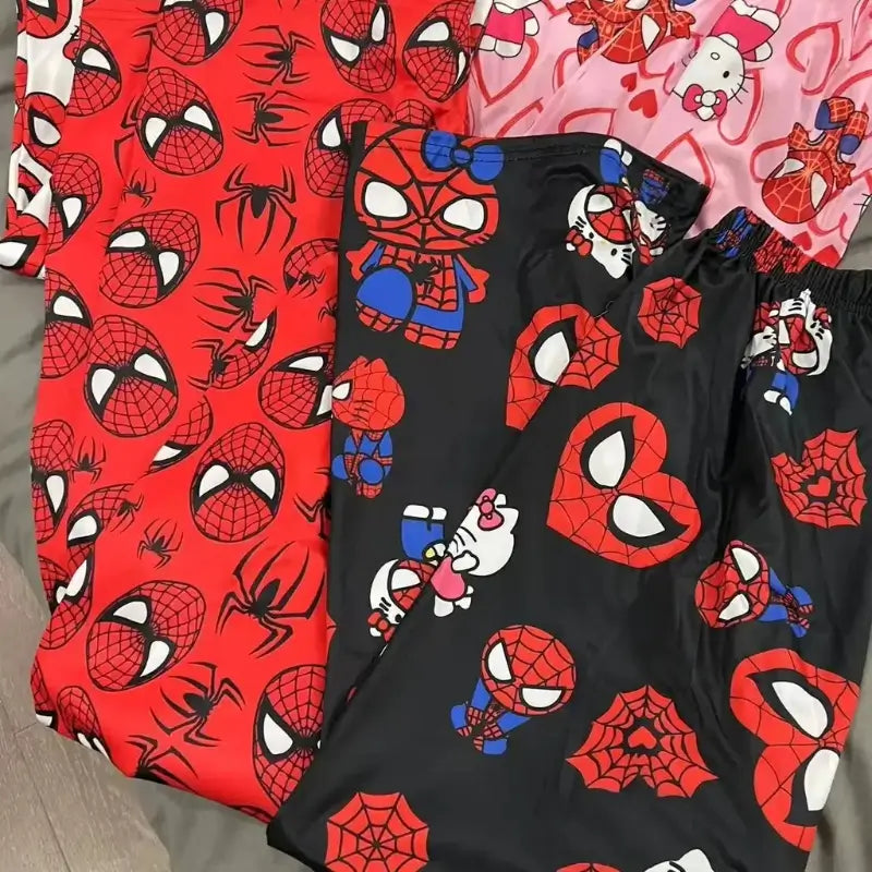 Calça Homem-Aranha e Hello Kitty Pijama