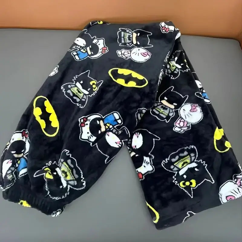 Calça_Pijama_Batman_e_Hello_Kitty_To_Com_Sono_Pijamas