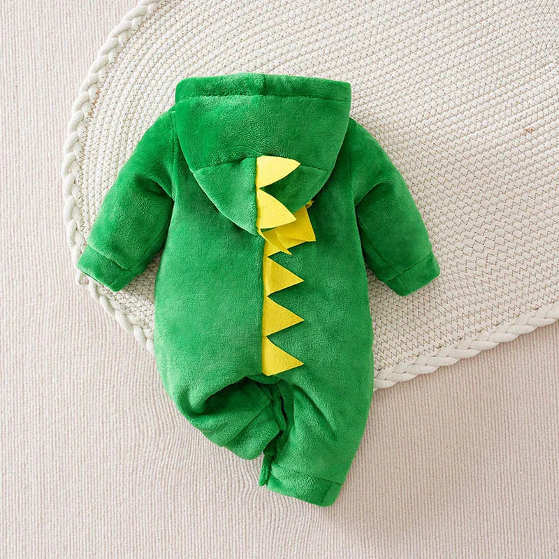 Macacão Bebê Inverno Crocodilo em Flanela detalhe 2 Raizza Kids