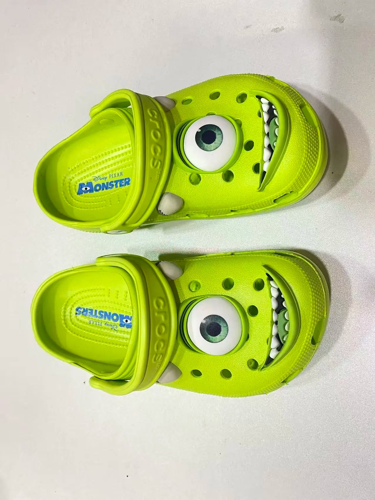 Sandália Clog Monstros SA Mike