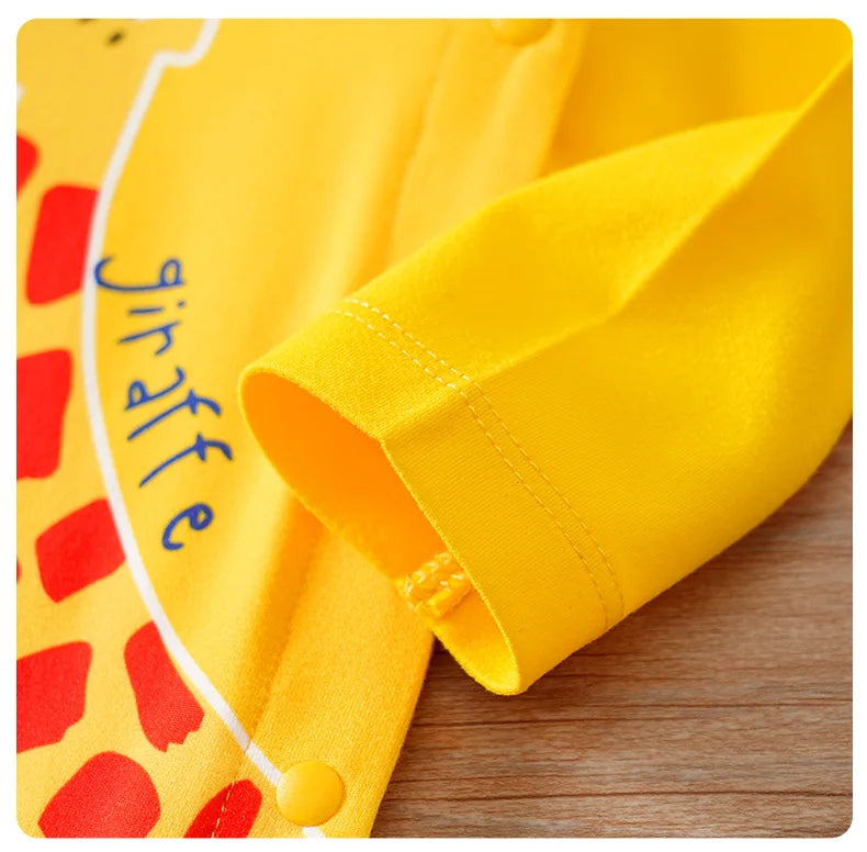 Macacão Bebê Amarelo Animal com Pezinho detalhe 11 Raizza Kids
