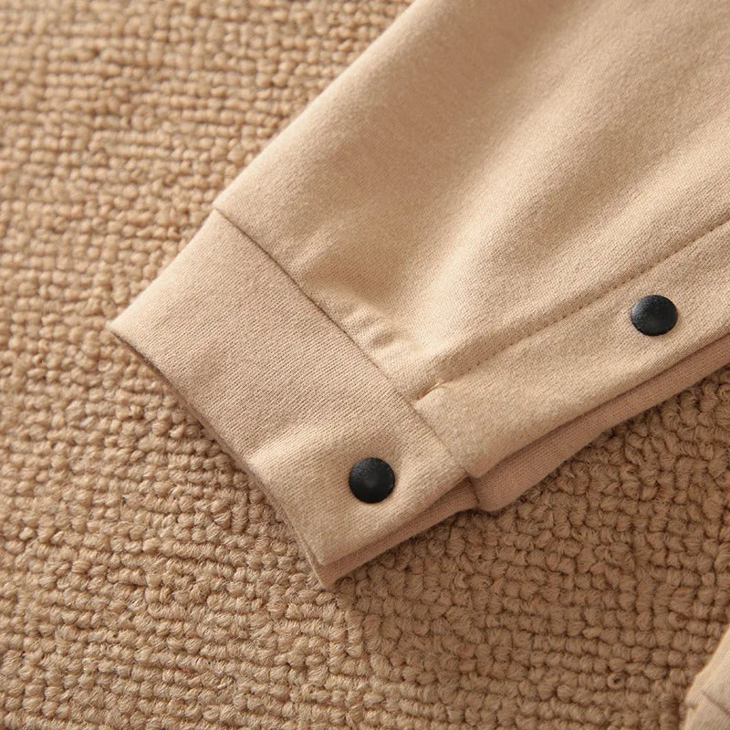 Macacão Bebê Gentleman Cáqui em Algodão detalhe 3 Raizza Kids