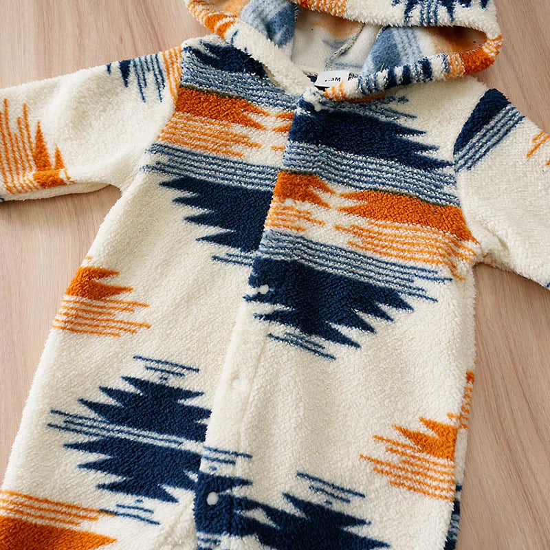 Macacão Bebê Inverno Natal Nórdico com Capuz detalhe 4 Raizza Kids
