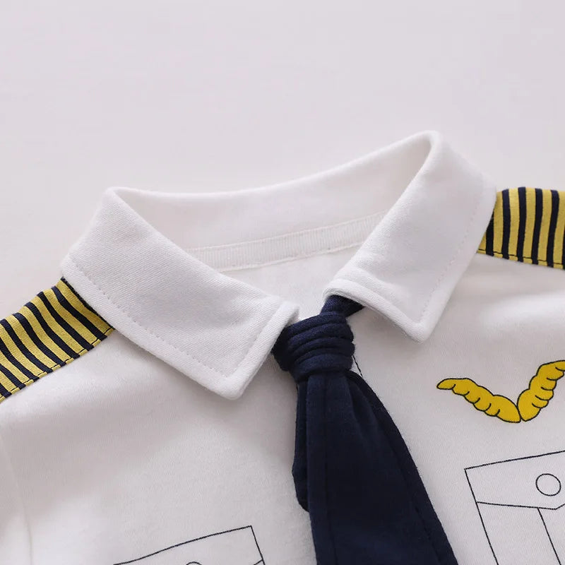 Macacão Bebê Capitão Branco em Algodão detalhe 3 Raizza Kids