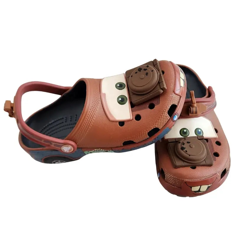 Sandalia_Clog_Mater_Carros_Relampago_McQueen_Raizza_Kids
