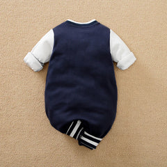 Macacão Bebê Baseball Bordado em Algodão detalhe 2 Raizza Kids