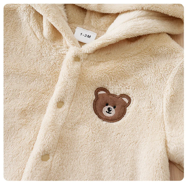 Macacão Bebê Inverno Urso Bege com Capuz detalhe 10 Raizza Kids