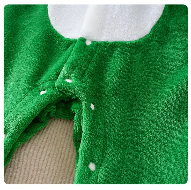 Macacão Bebê Inverno Crocodilo em Flanela detalhe 12 Raizza Kids