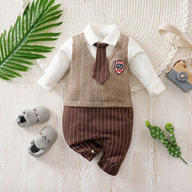 Macacão Bebê Escolar Gentleman Café cor Café tamanho 3 a 6 meses Raizza Kids