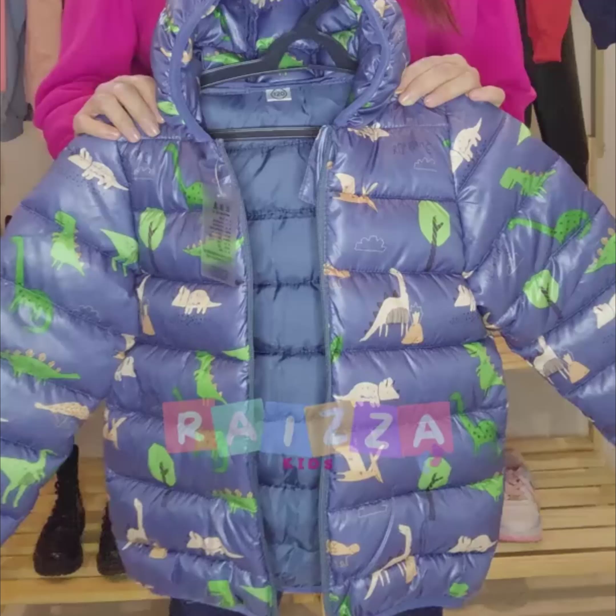 Jaqueta Puffer Infantil Dinossauro Impermeável e Acolchoada