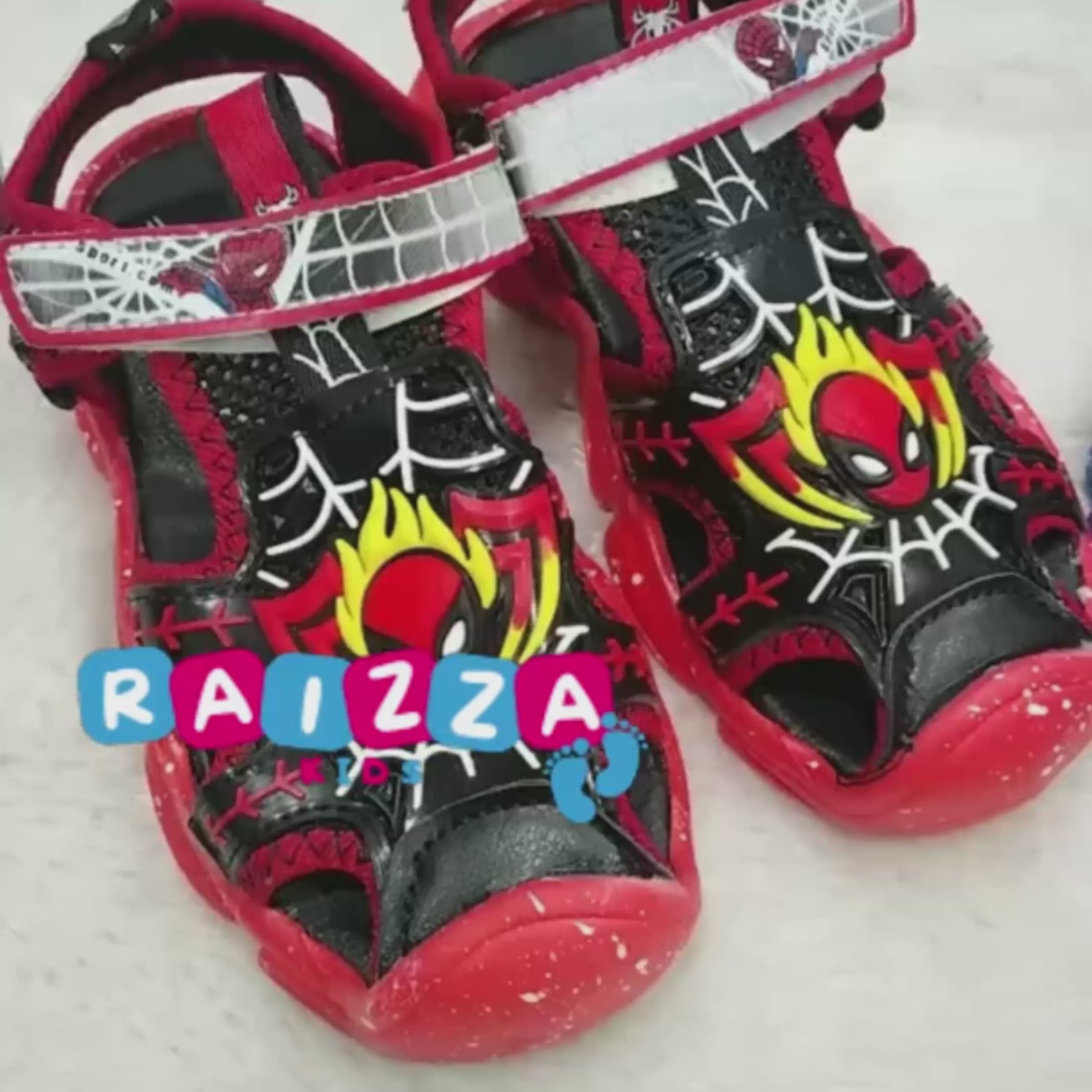Sandália Infantil Homem Aranha de Led