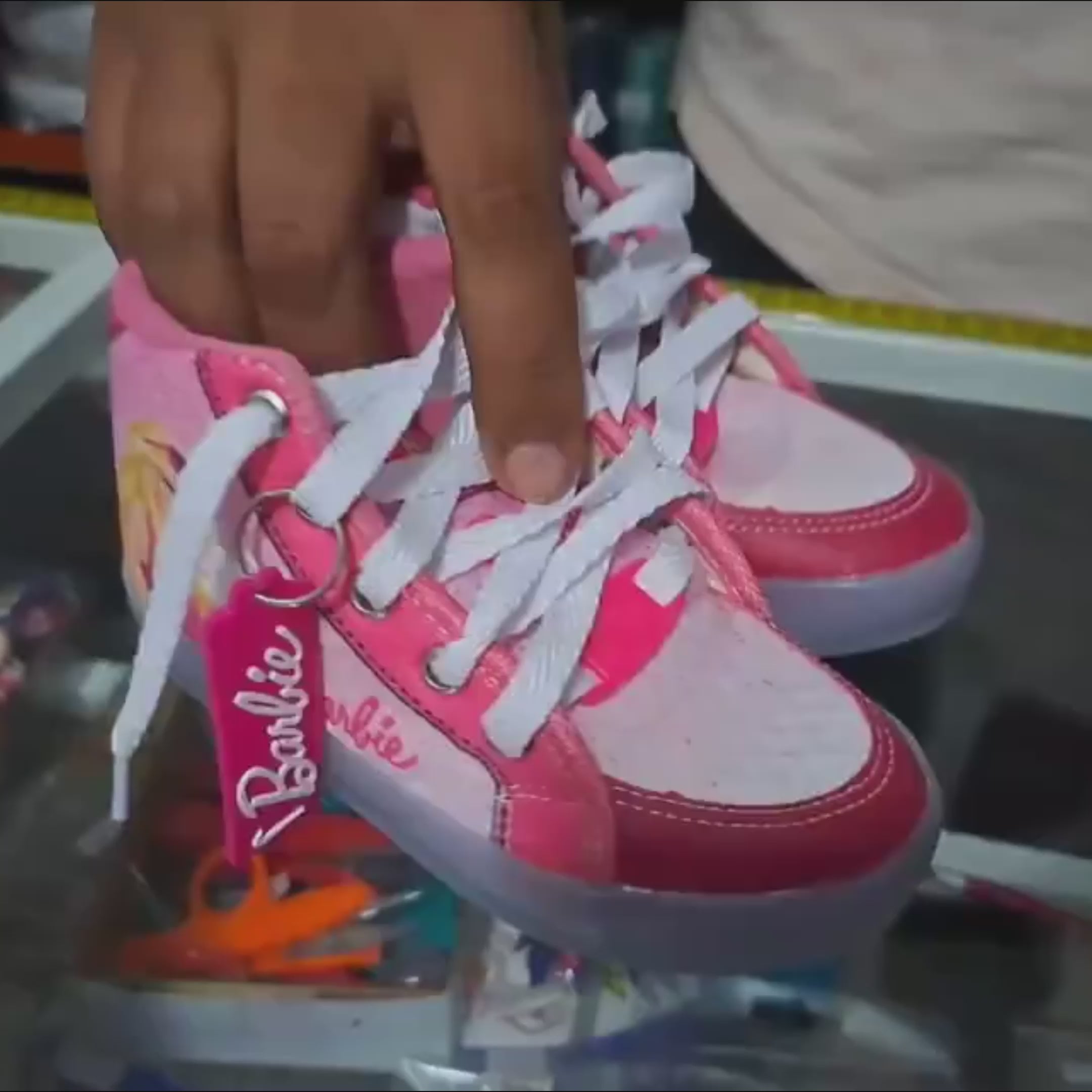 Tênis Infantil Feminino Barbie Led